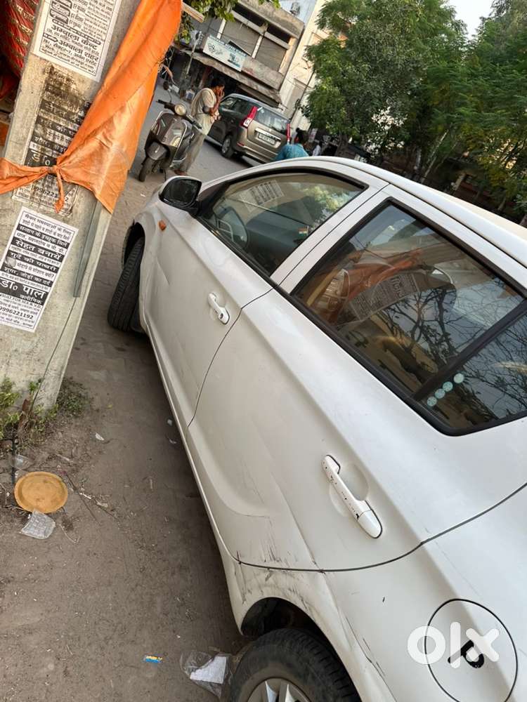 Hyundai I20 Asta Petrol 2011