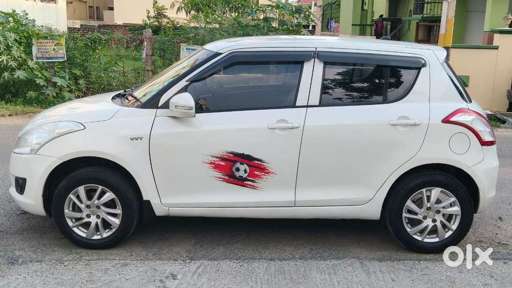 Maruti Suzuki Swift 2018 Zxi Plus, 2013, Petrol