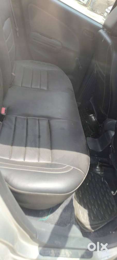 Maruti Suzuki Ritz Lxi, 2013, Petrol