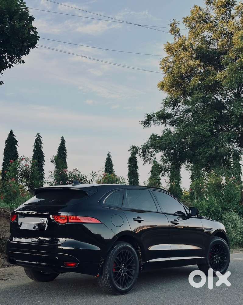 Jaguar Fpace Full Black In Neat And Perfect Condition