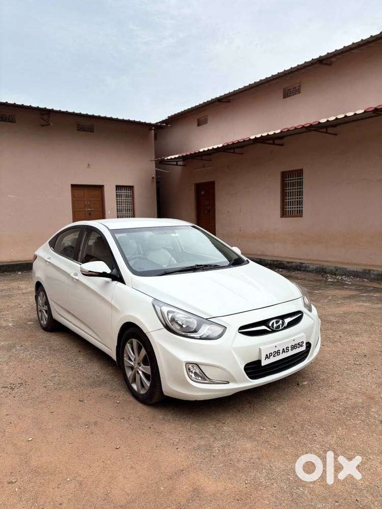 Hyundai Verna Crdi Vgt Sx 1.5, 2013, Diesel