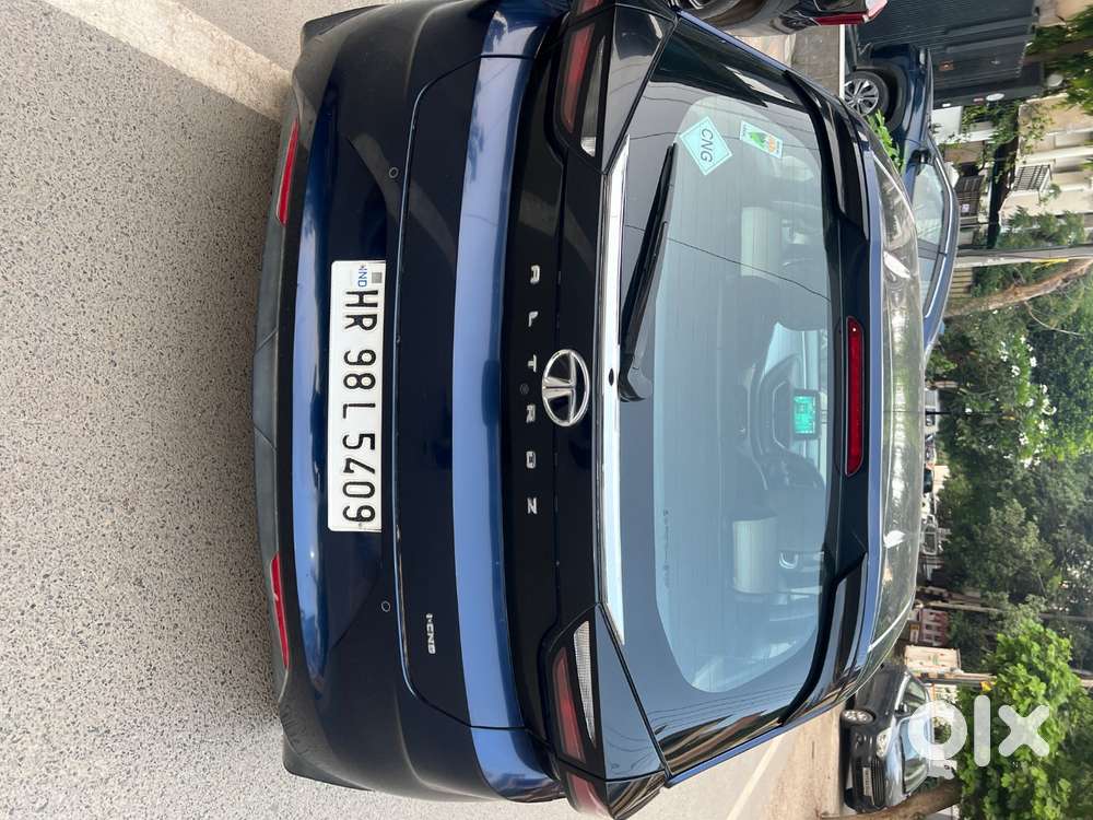 Tata Altroz 2023 Xz Cng Alloys, Touchscreen , Mint Condition23000kms