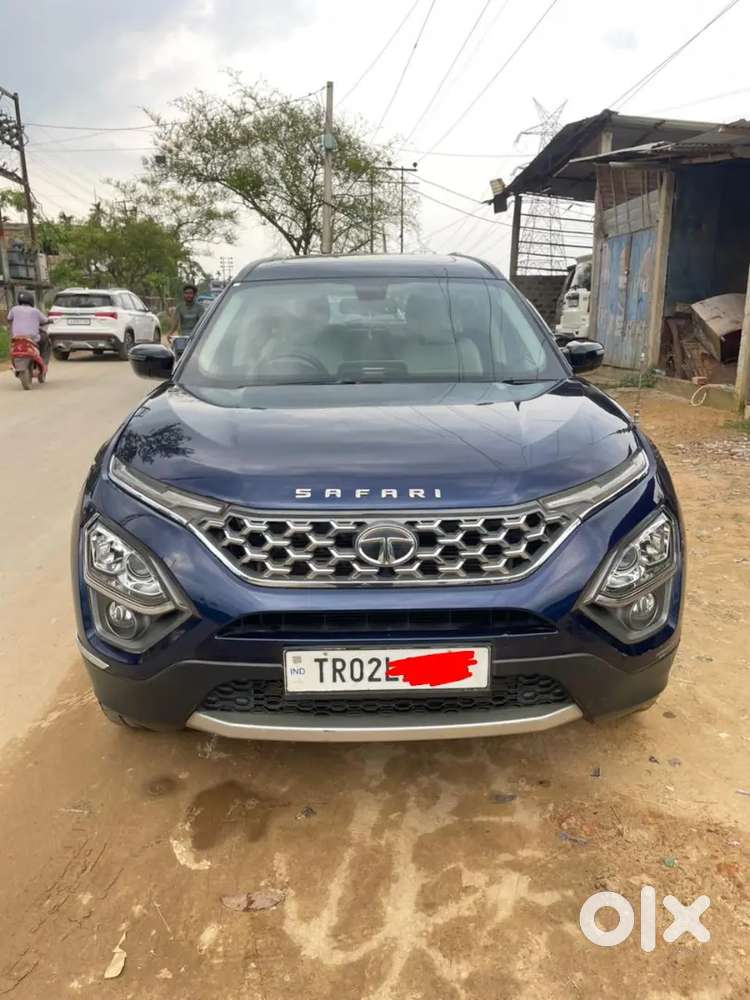 Tata Safari Xz Plus-top Model With Captain Seat & Panaramic Sunroof