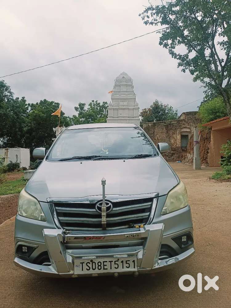 Toyota Innova 2.5 G 2016