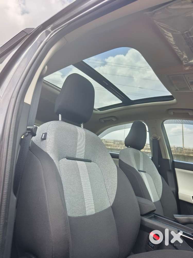 Tata Nexon Creative Plus S 1.2 Revotron Petrol 6 Mt, 2025, Petrol