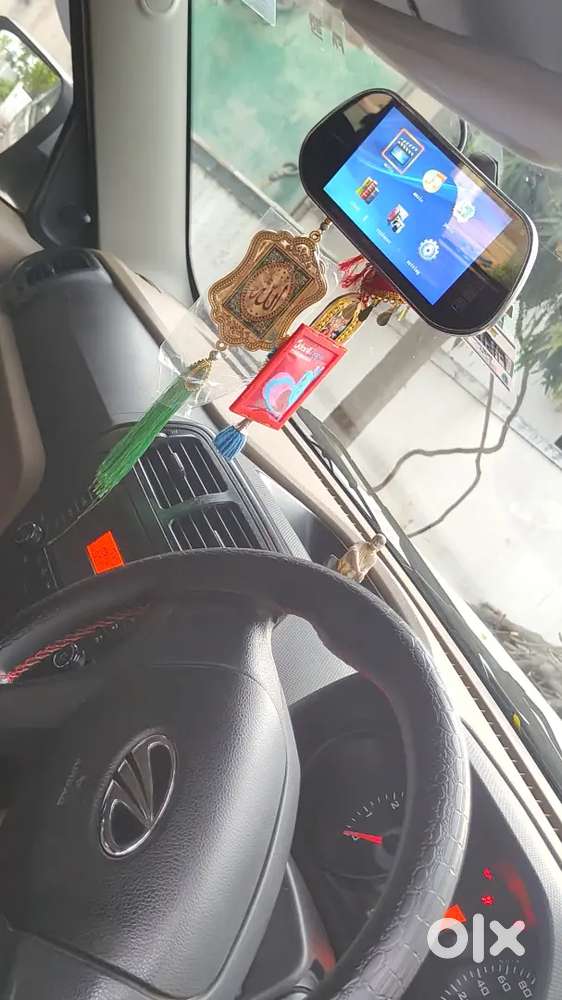 Mahindra Tuv 300 T6 Plus 2018
