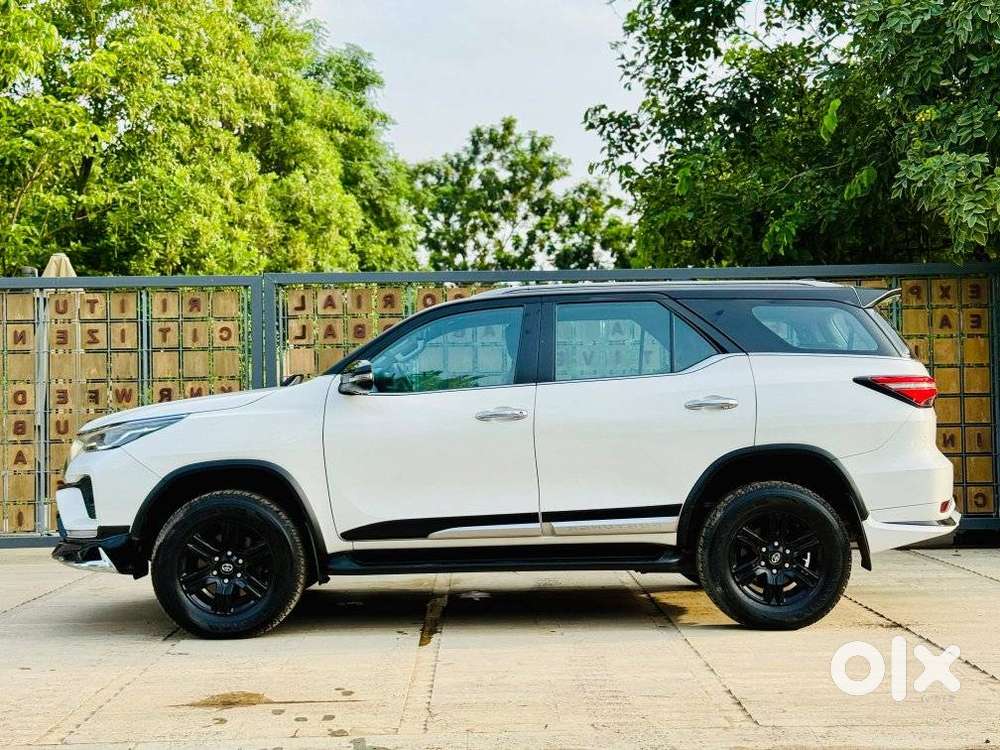 Toyota Fortuner Leader Edition (at), 2025, Diesel