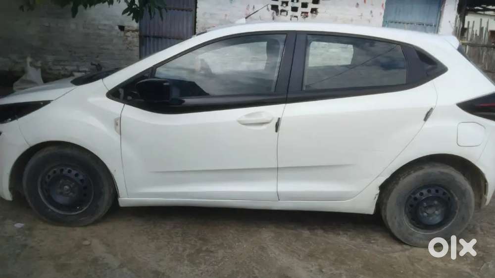 Tata Altroz 1.2 Xm 2021 Petrol