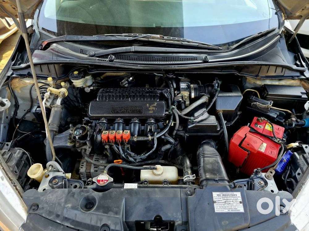 Mahindra Xuv700 2.0 Ax 7 Petrol Mt Str, 2022, Diesel
