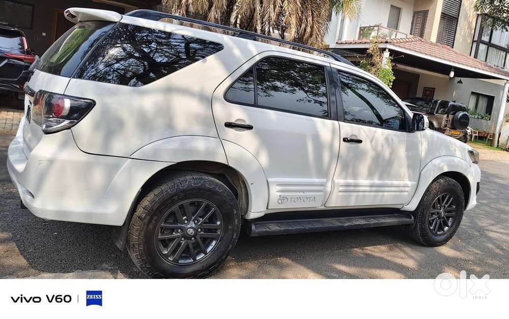 Toyota Fortuner 4*4 Automatic 2015 Full Black Interior