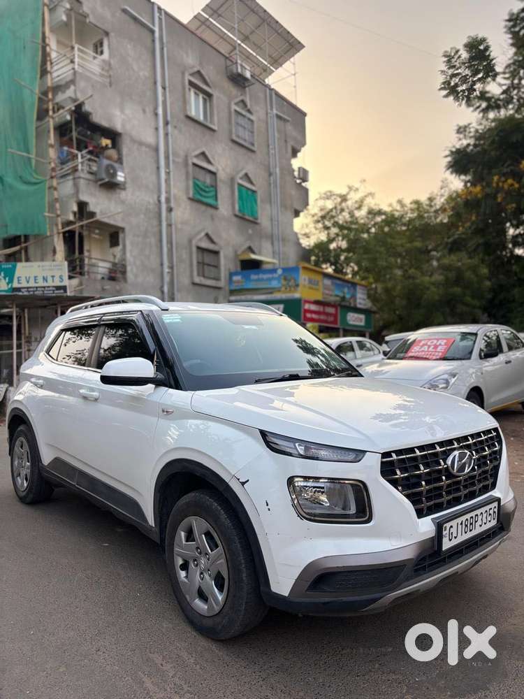 Hyundai Venue S Mt 1.2 Kappa, 2021, Cng & Hybrids
