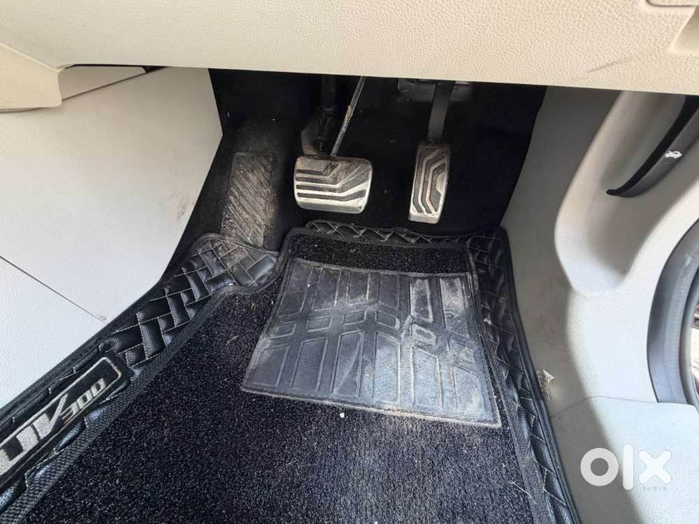 Mahindra Xuv400 Ev 2024 Top Model | 32,000 Km | Excellent Condition |