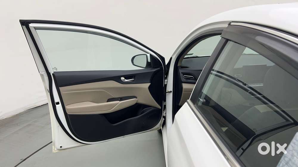 Hyundai Verna 1.5 Sx (o) Vtvt Ivt, 2021, Petrol