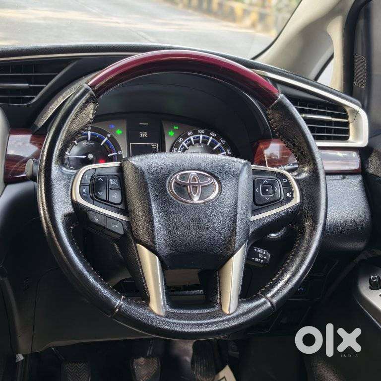 Toyota Innova Crysta 2.4 Z 7 Str, 2016, Diesel