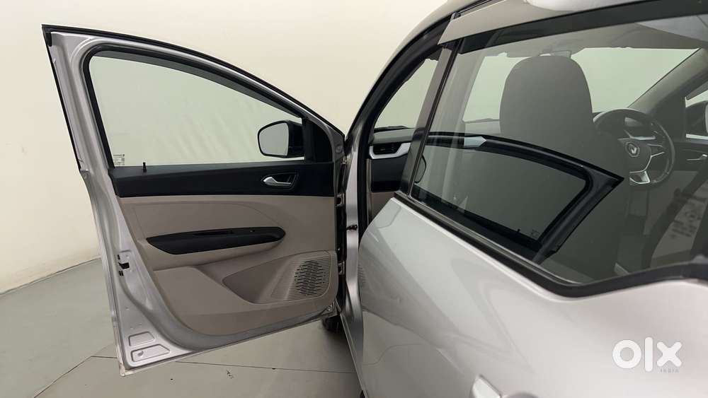 Renault Triber Rxz Easy-r Amt Dual Tone, 2022, Petrol