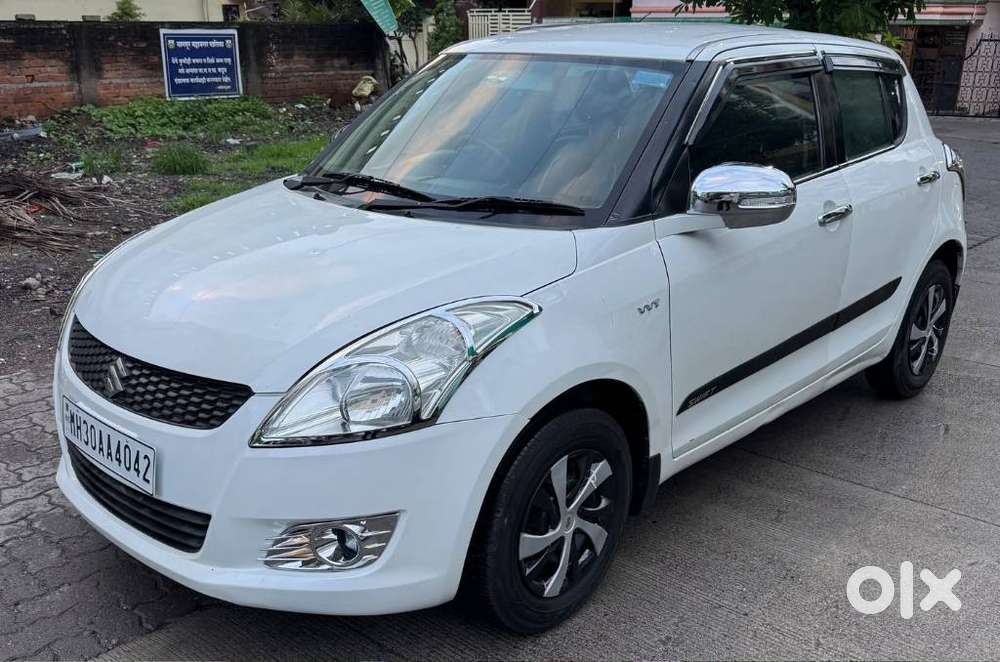Maruti Suzuki Swift Vxi, 2012, Petrol