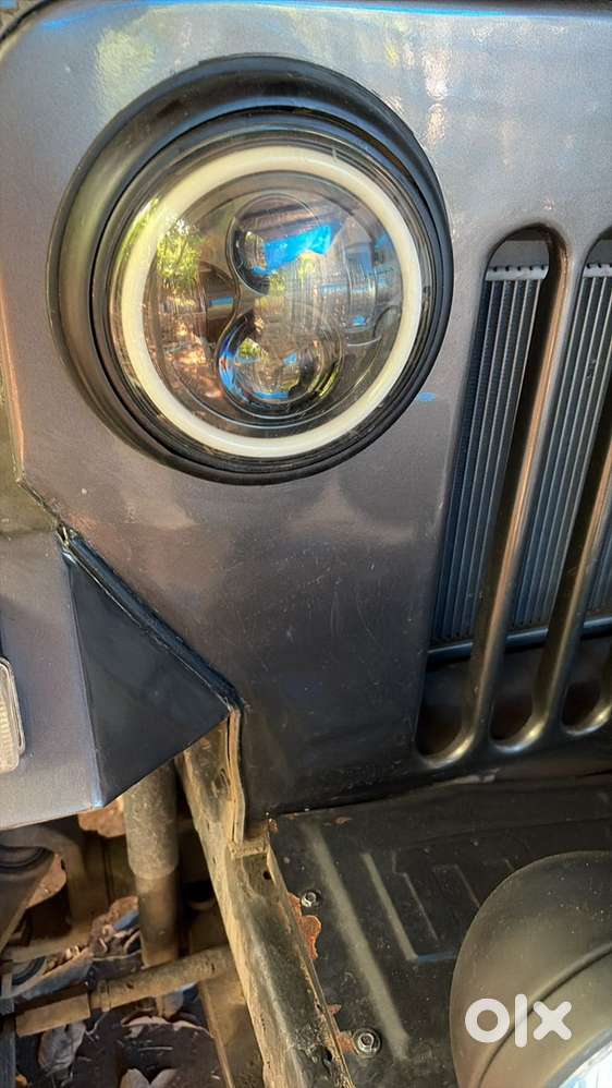 Mahindra Jeep Classic 1995