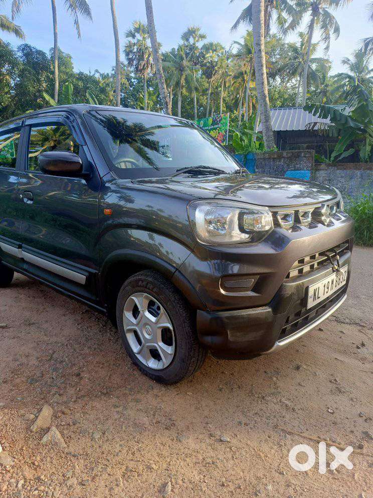 Maruti Suzuki S-presso Vxi Plus, 2022, Petrol
