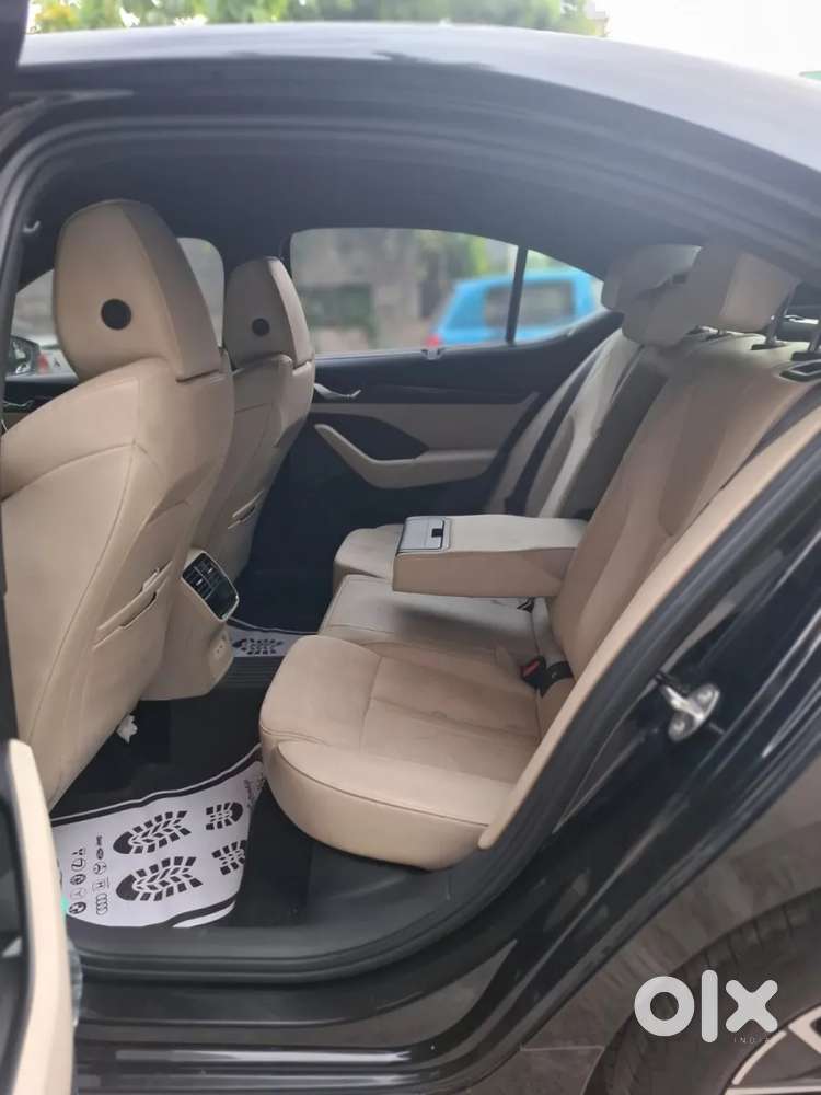 Skoda Octavia 2.0 L K Tsi At, 2022, Petrol