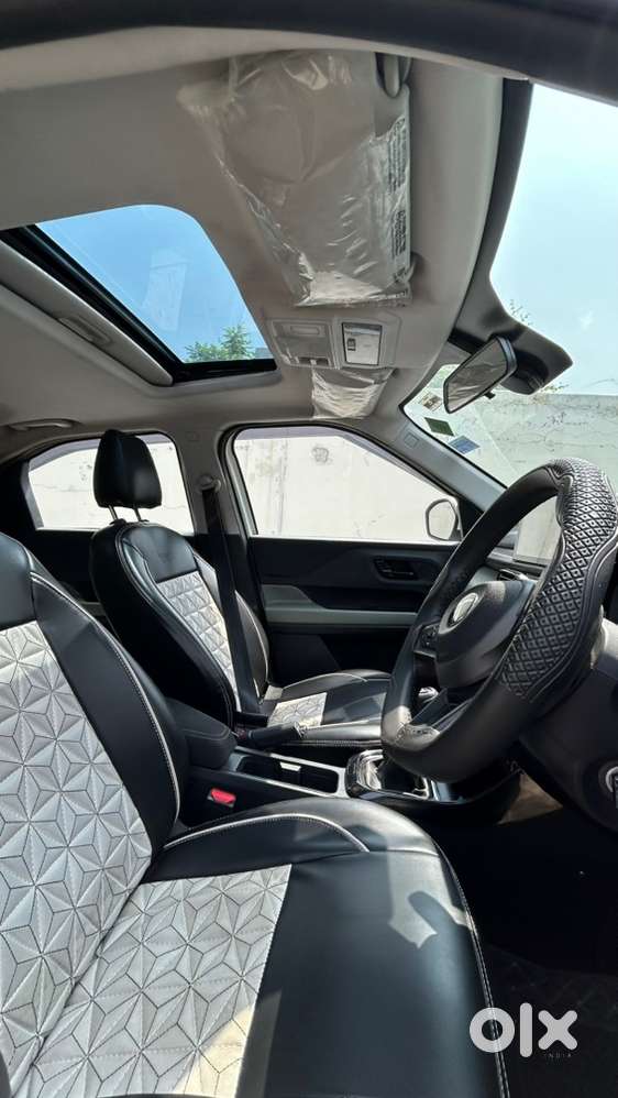 Punch Cng Advanture Sunroof With Revo 1.2 L