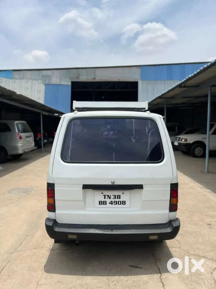 Maruti Suzuki Omni 8 Seater 2010