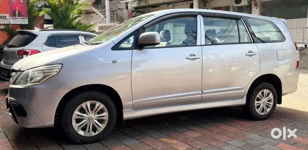 Toyota Innova 2.5 Diesel 2014