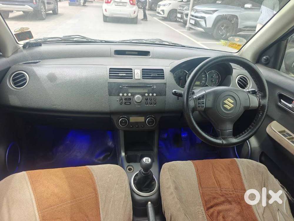 Maruti Suzuki Dzire 1.2 Zxi, 2010, Petrol
