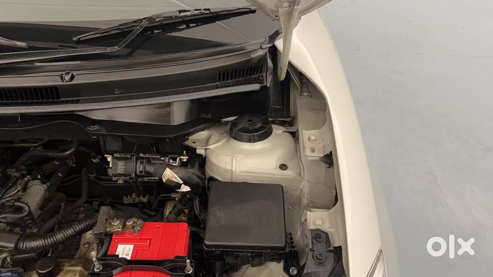 Maruti Suzuki Swift Amt Zxi, 2019, Petrol