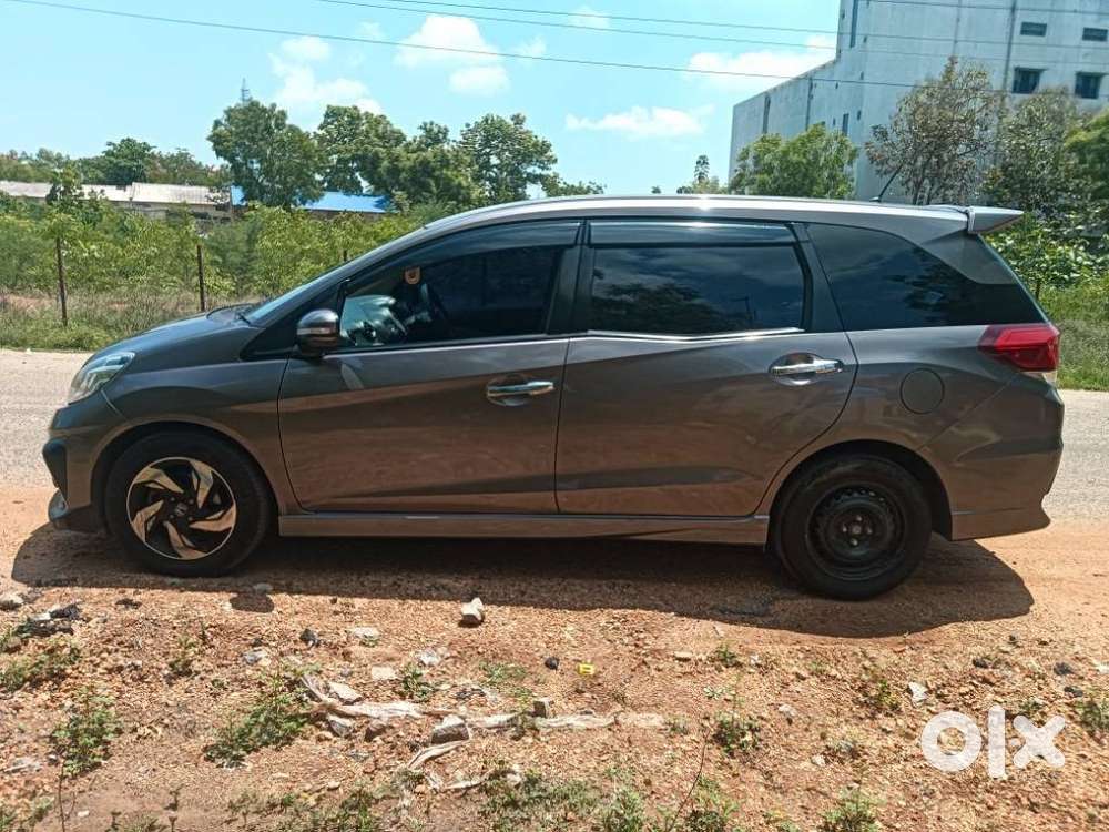 Honda Mobilio, 2014, Diesel