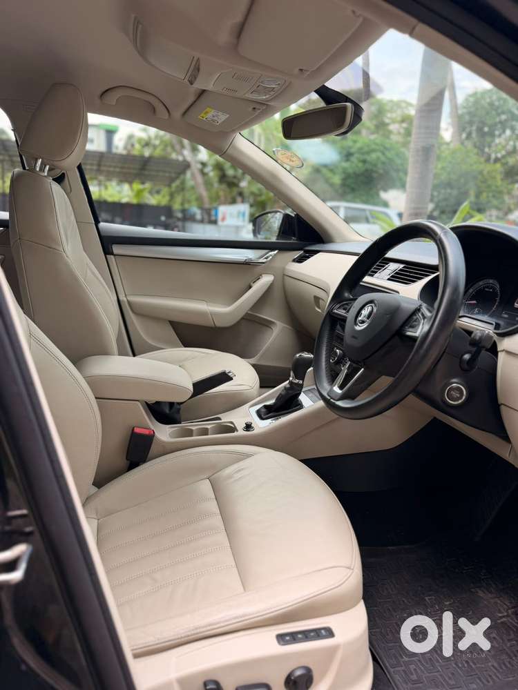 Skoda Octavia 1.8 Elegance Tsi At, 2019, Petrol