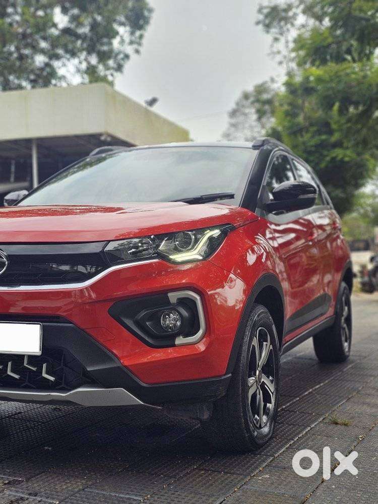 Tata Nexon 1.2 Revotron Xza Plus Dualtone, 2022, Petrol