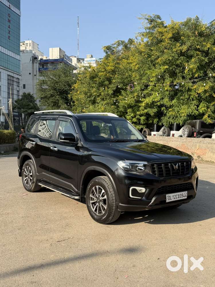 Mahindra Scorpio N Z2 Petrol Mt 7 Str, 2023, Petrol