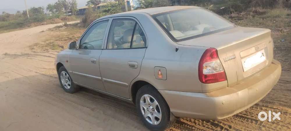 Hyundai Accent Gl Petrol 2010