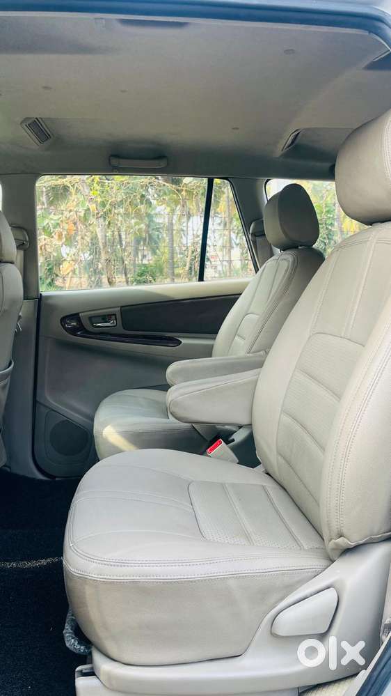 Toyota Innova 2.5 V 7 Str, 2013, Diesel