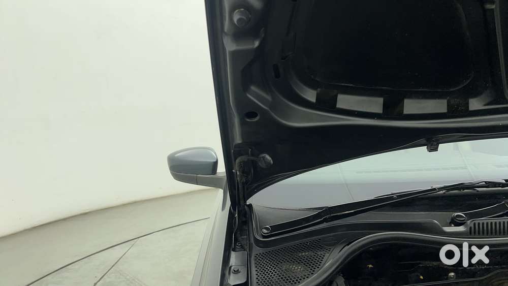 Volkswagen Polo 2009-2013 Petrol Highline 1.2l, 2015, Petrol