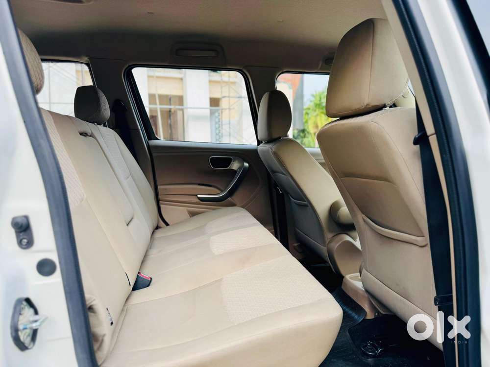 Mahindra Bolero Neo 1.5 N 10 (o), 2022, Diesel