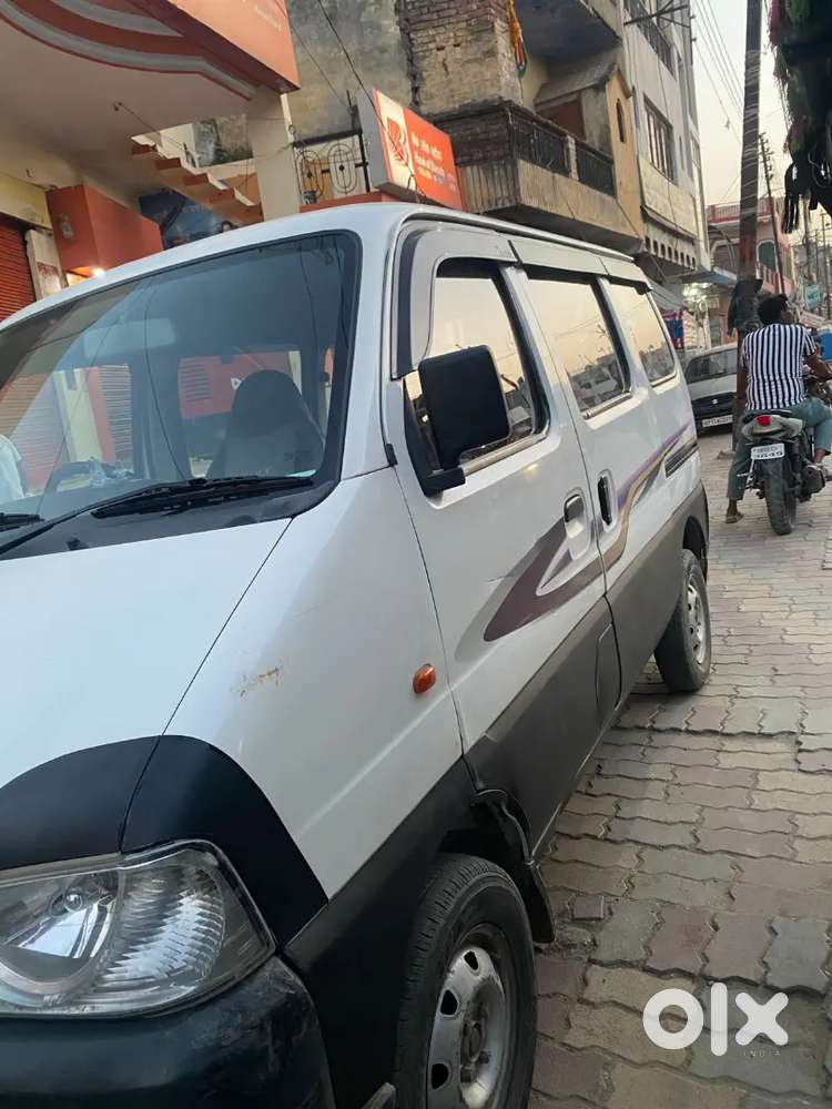 Maruti Suzuki Eeco 2012 Petrol 450000 Km Driven