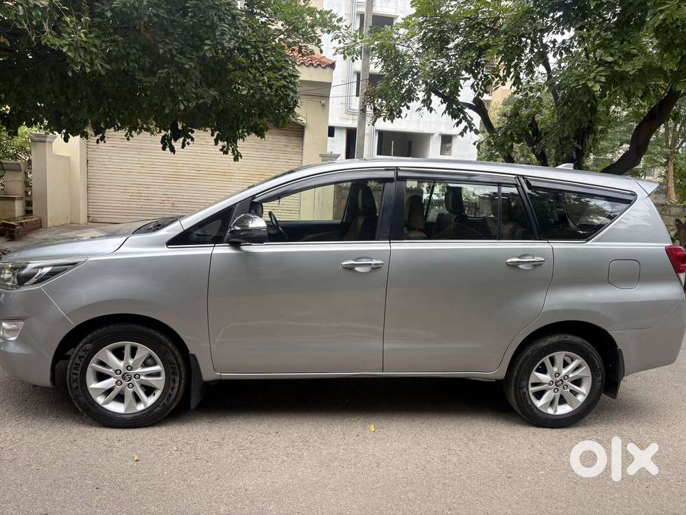 Toyota Innova Crysta 2.8 Zx At, 2017, Diesel