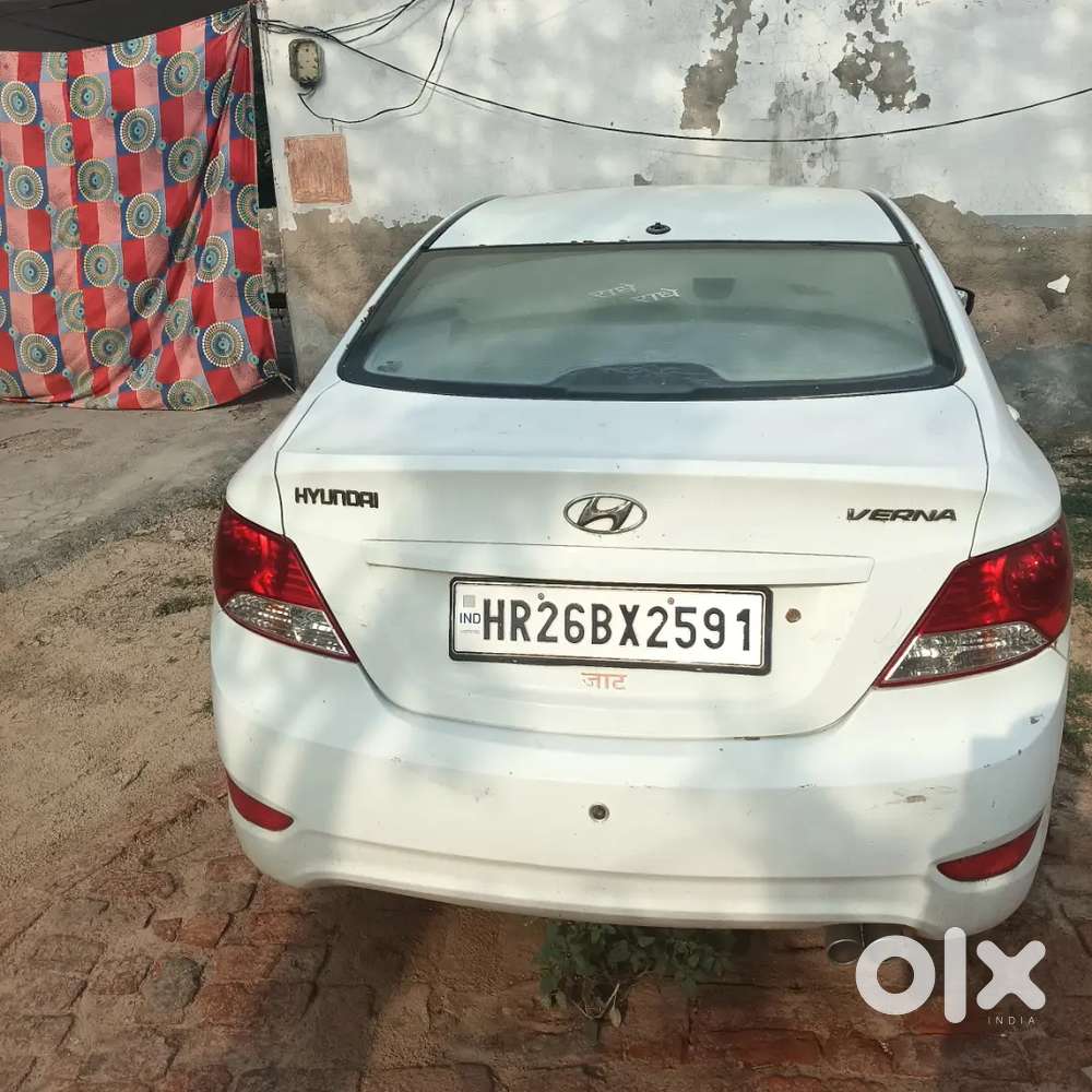 Hyundai Verna 2013 Cng & Hybrids 90000 Km Driven All Complete Okay
