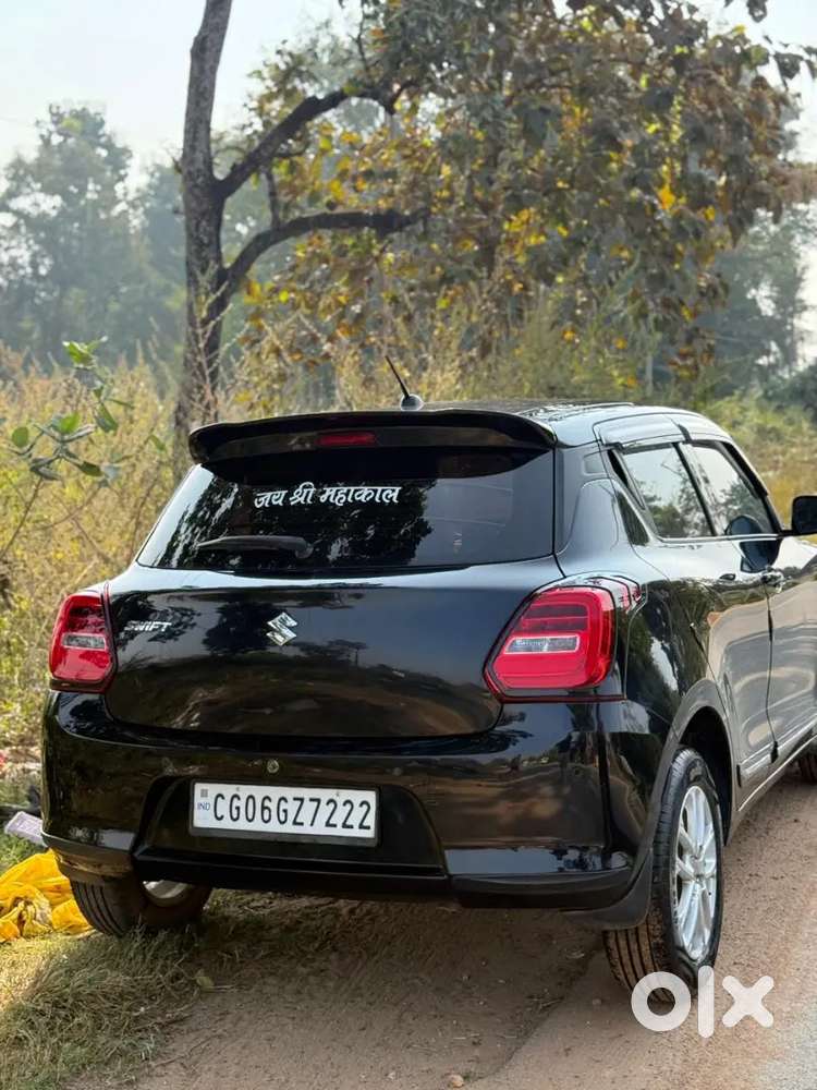 Maruti Suzuki Swift 2023 Petrol Well Maintained Push Start Black Color