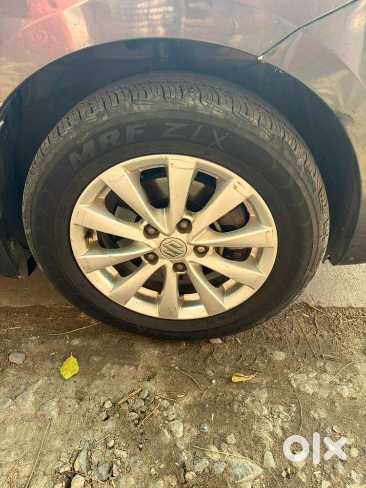 Maruti Suzuki Ertiga Zdi 2015