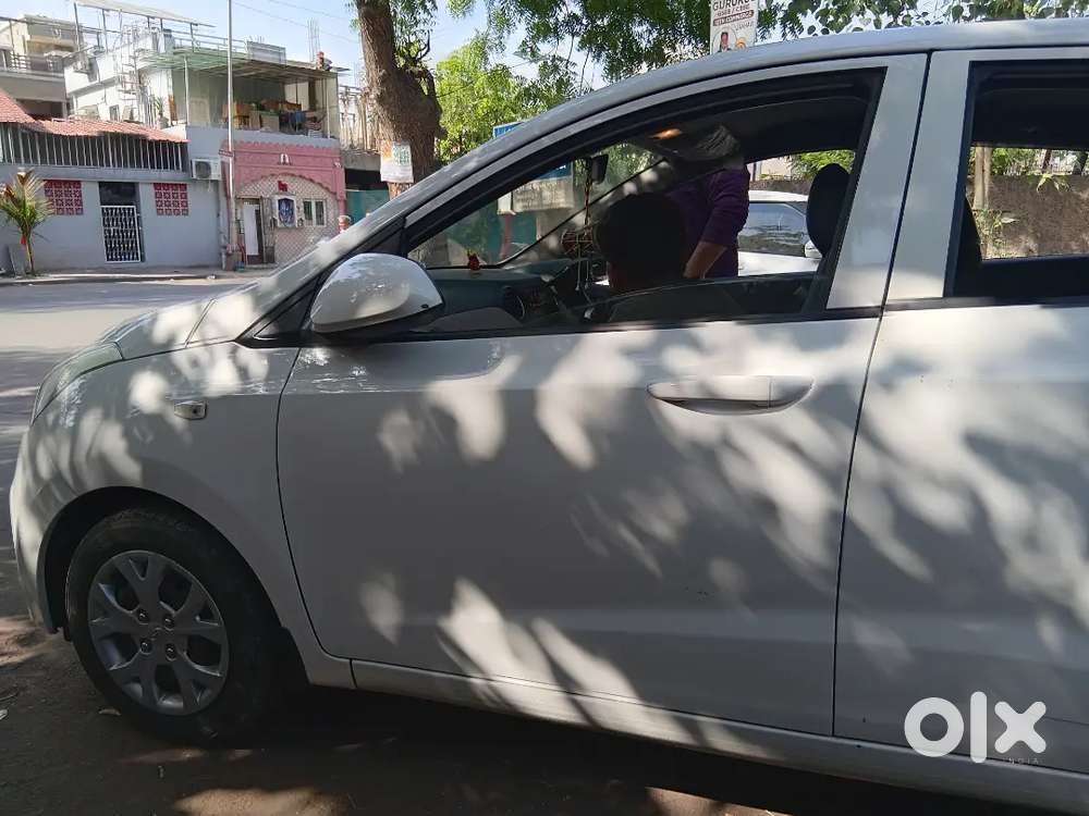 Hyundai Grand I10 Petrol 2016
