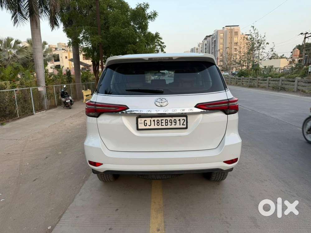 Toyota Fortuner Legender 2023 Diesel Well Maintained