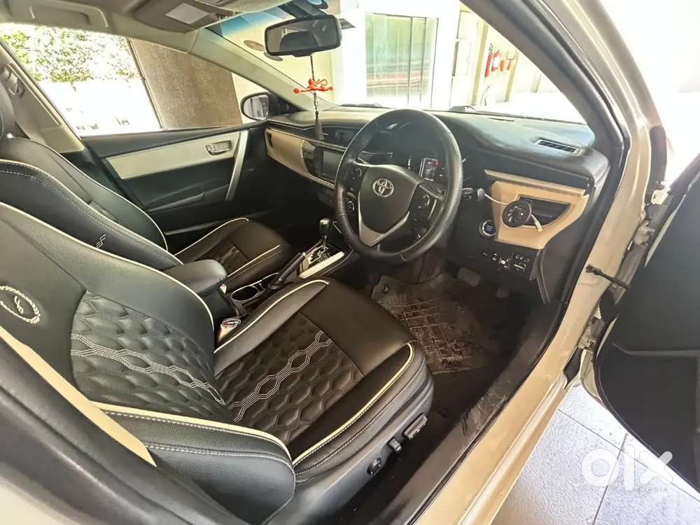 Toyota Corolla Altis 2015