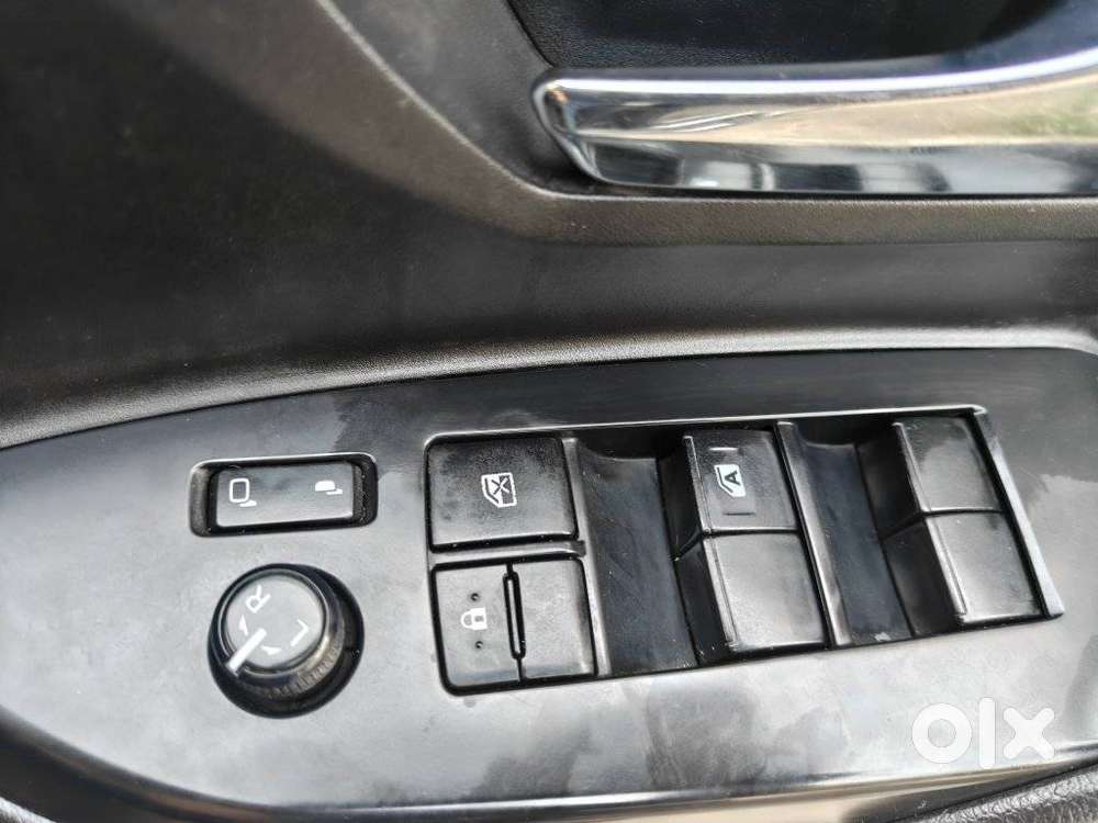 Toyota Innova Crysta 2.4 G Mt 8s, 2020, Diesel