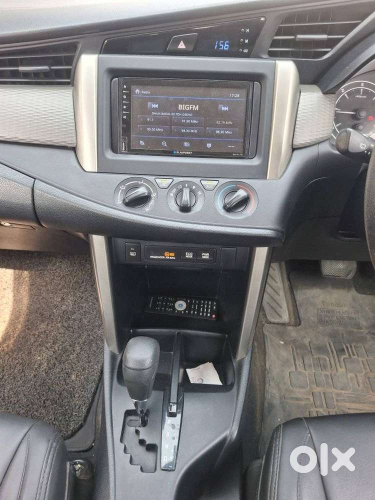 Toyota Innova Crysta [ ] 2.4 Gx At 7 Str, 2017, Petrol