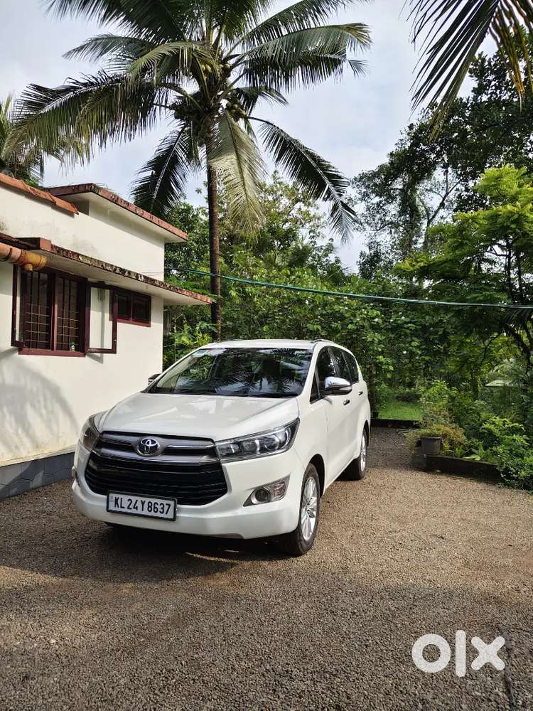Toyota Innova Crysta 2016 Diesel Automatic