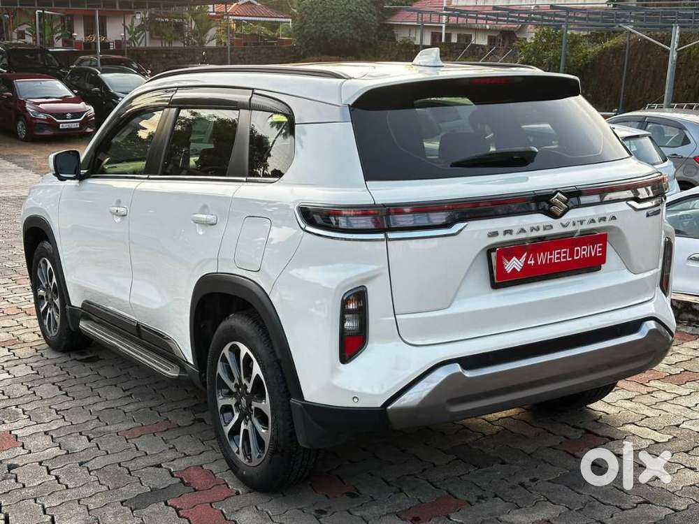 Maruti Suzuki Grand Vitara 1.5 Alpha Smart Hybrid, 2024, Petrol