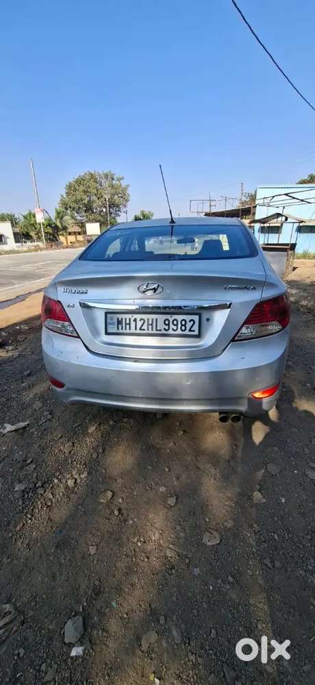Hyundai New Verna 2011