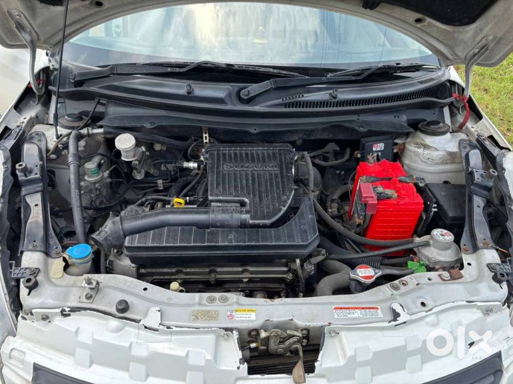 Maruti Suzuki Dzire 1.2 Vxi Cng, 2014, Cng & Hybrids